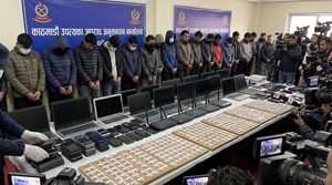 एआई (AI) तस्बिर प्रयोग गरी अरूको खाता नक्कल गरेको आरोपमा १५ जना पक्राउ